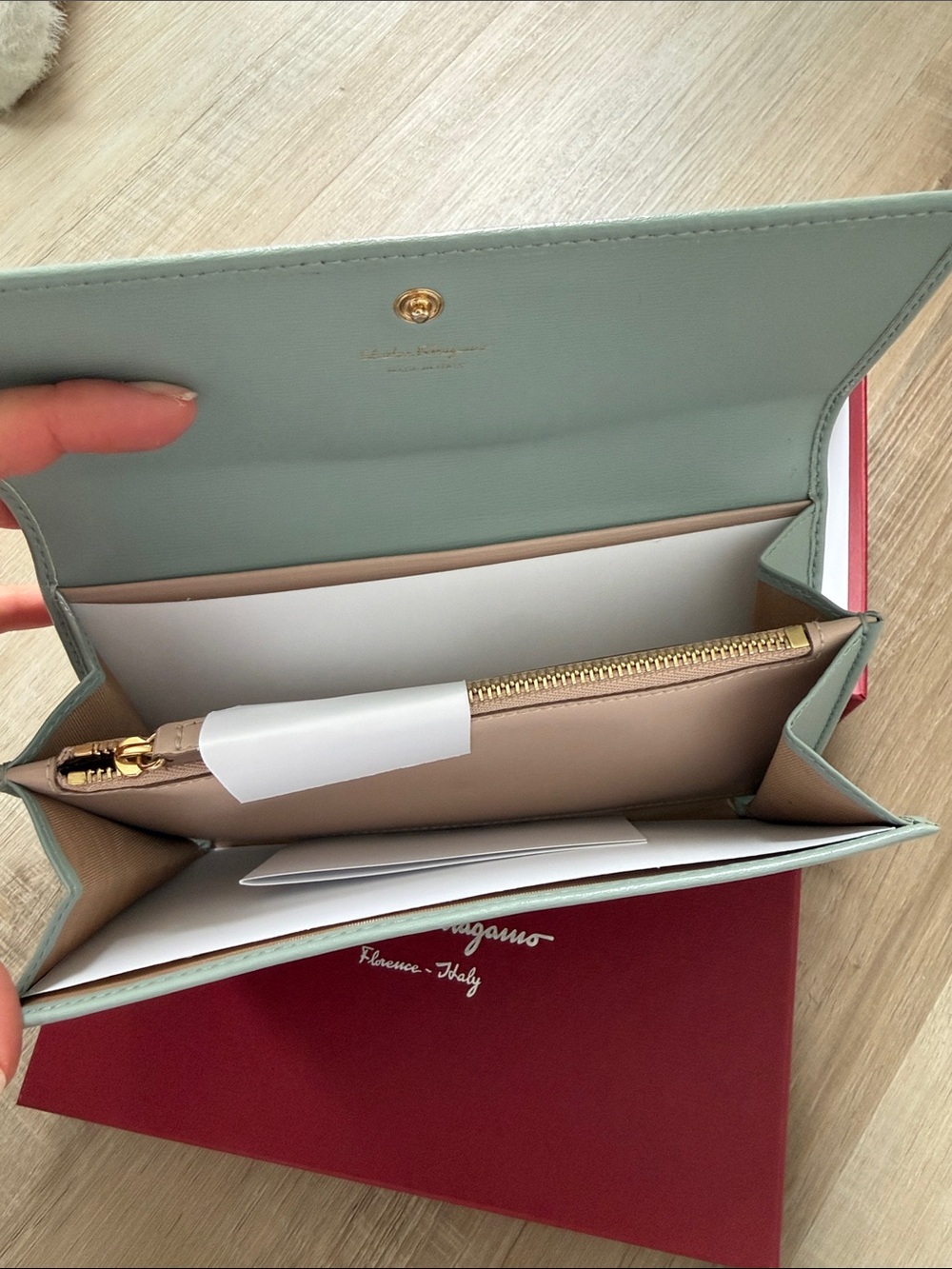 Salvatore Ferragamo Mint Green Leather Continental Wallet with Gancini Detail - Picture 5 of 6